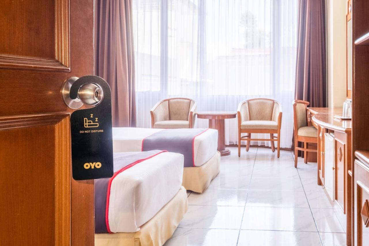 Collection O 25 Hotel Baltika Bandung Exterior photo